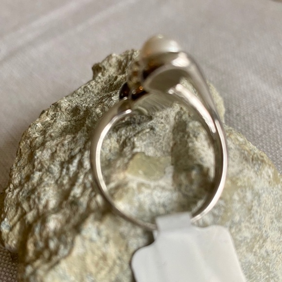 Ring - Picture 6 of 6